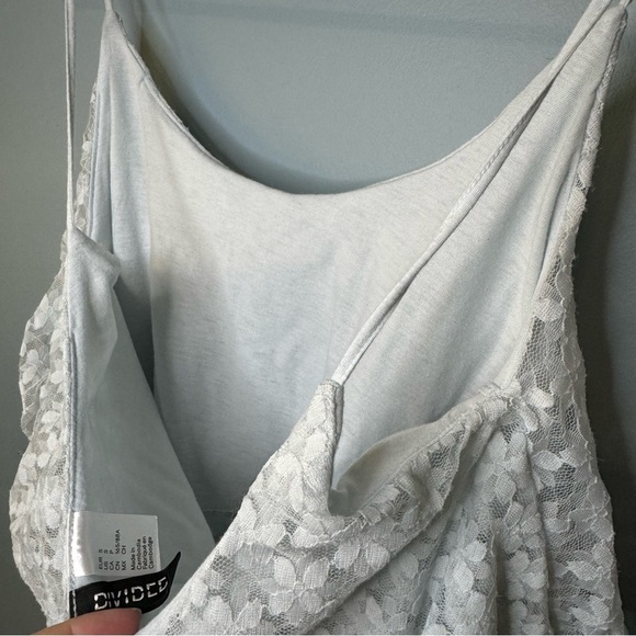 🔹5/$25🔹 H&M Light Blue Floral Lace Spaghetti Strap Crop Top. Size Small - Picture 7 of 11